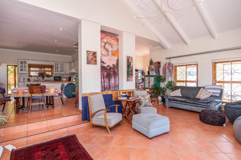 5 Bedroom Property for Sale in Fish Hoek Western Cape